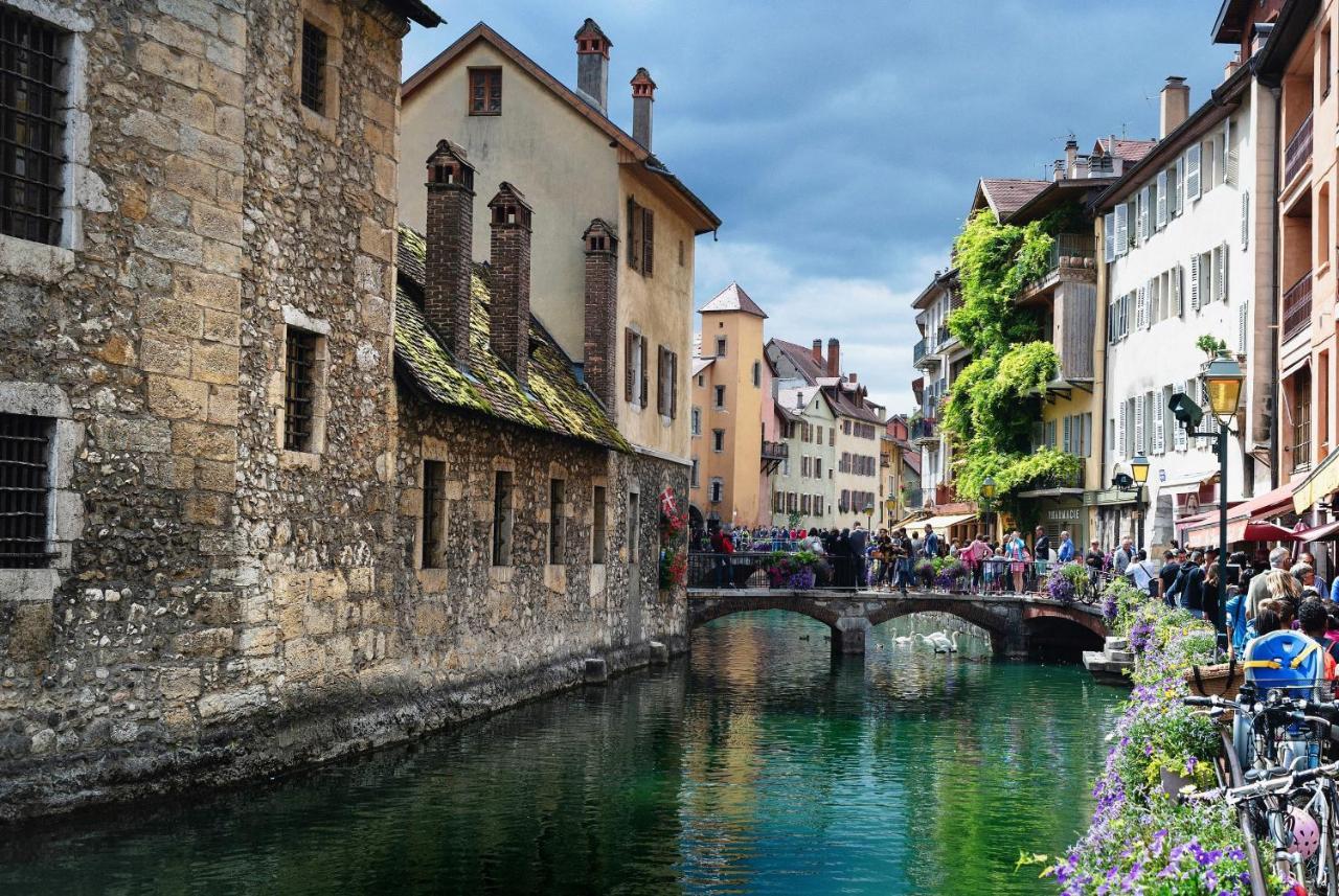 Le Family Lodge 2 Chambres 4 Personnes Classe 3 Etoiles Annecy Exteriör bild