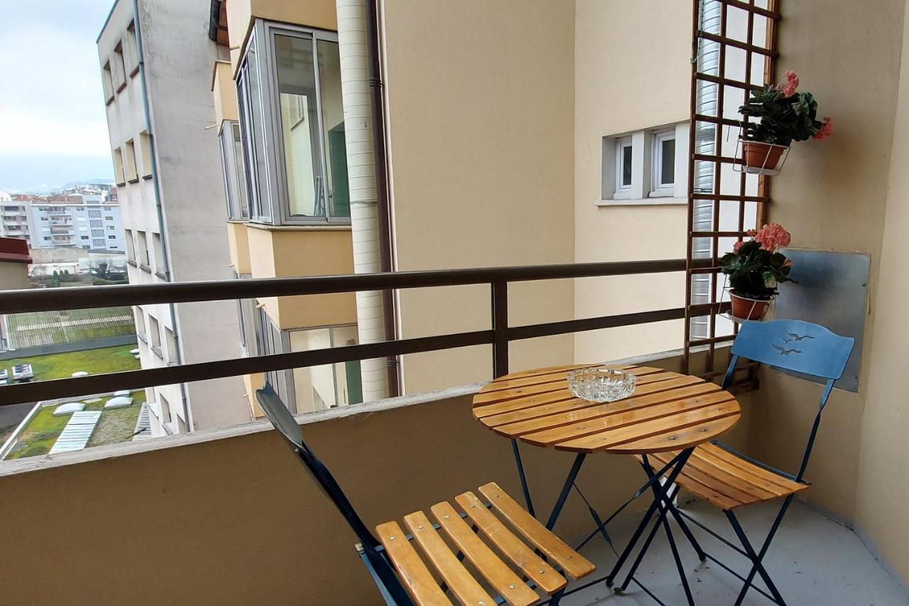Le Family Lodge 2 Chambres 4 Personnes Classe 3 Etoiles Annecy Exteriör bild