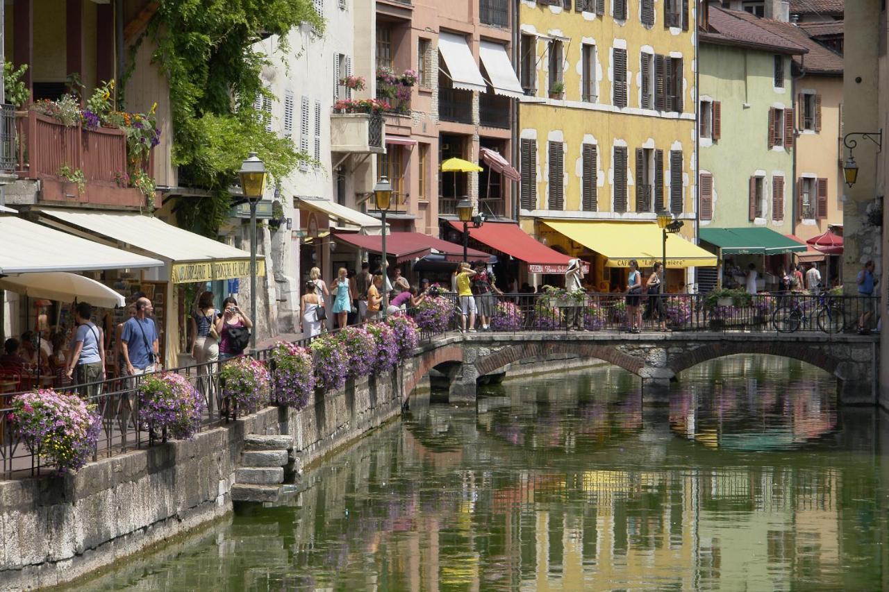 Le Family Lodge 2 Chambres 4 Personnes Classe 3 Etoiles Annecy Exteriör bild